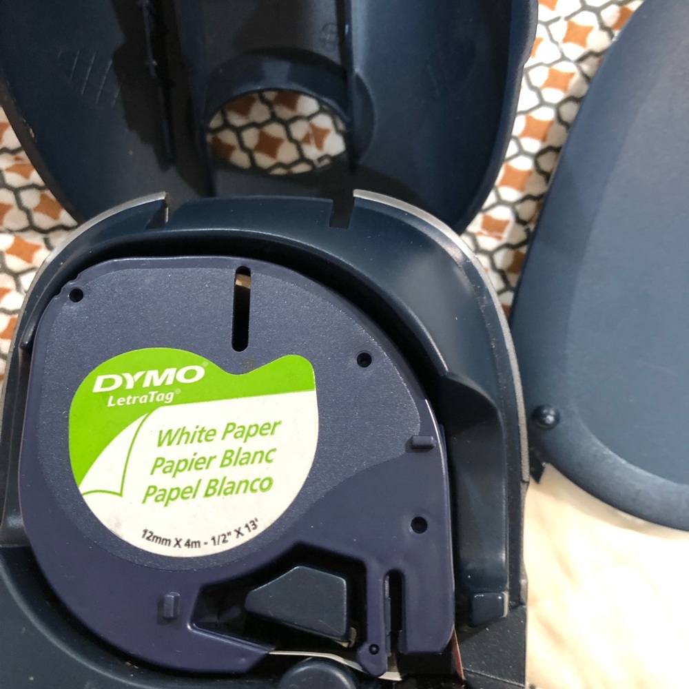Portable label maker - Picture 3 of 3